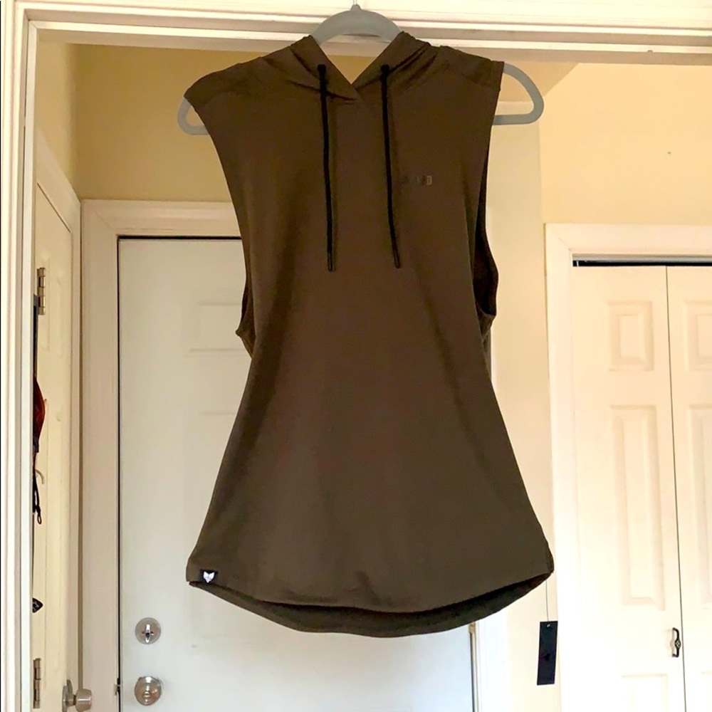 NWT Alpha Forward Women’s Cut Off Hoodie, Size M